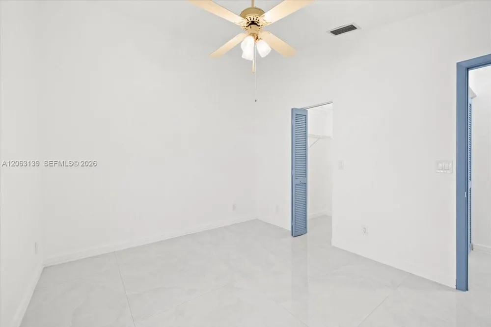 9272 NW 18th St Plantation, FL 33322