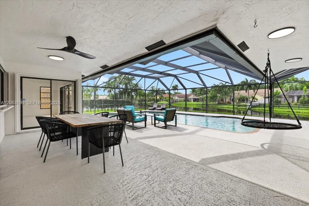 9272 NW 18th St Plantation, FL 33322