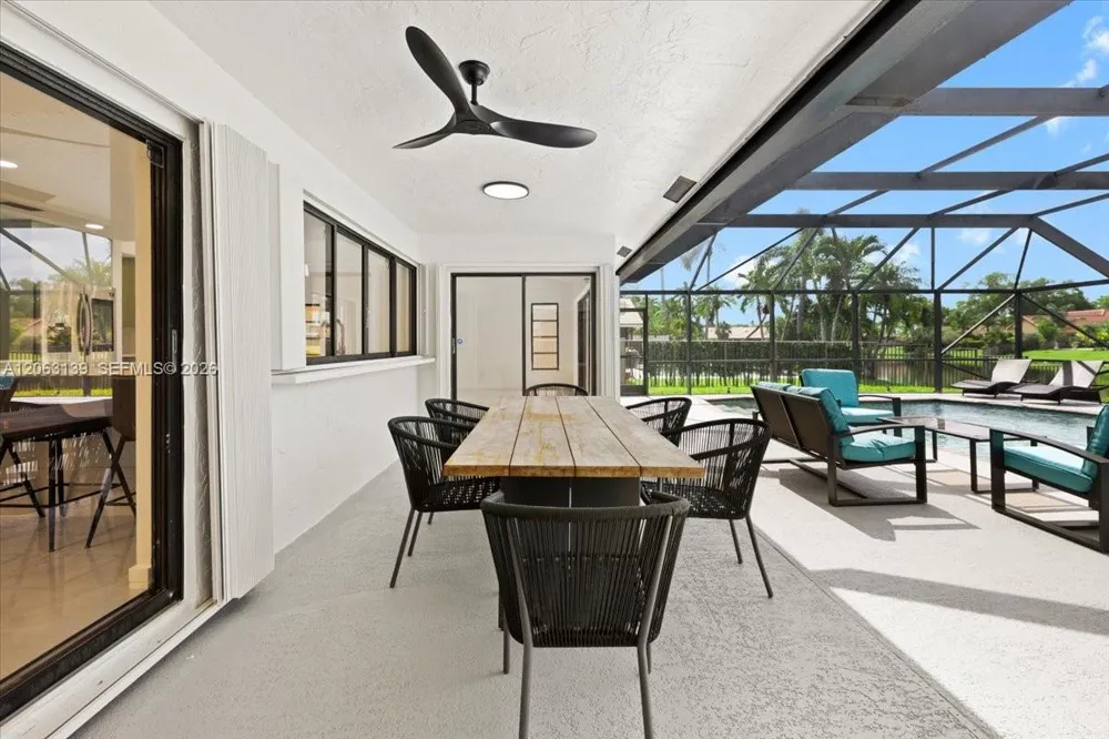 9272 NW 18th St Plantation, FL 33322