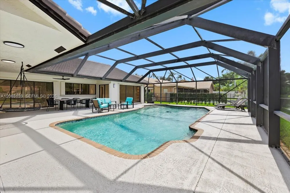 9272 NW 18th St Plantation, FL 33322