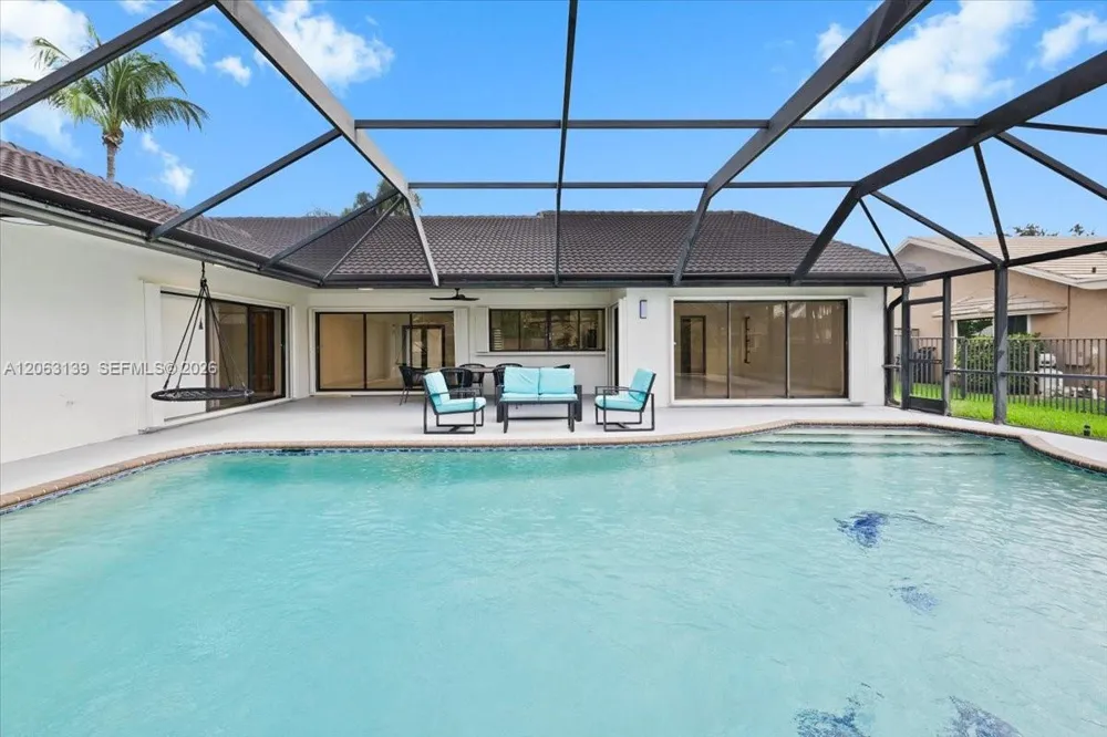 9272 NW 18th St Plantation, FL 33322