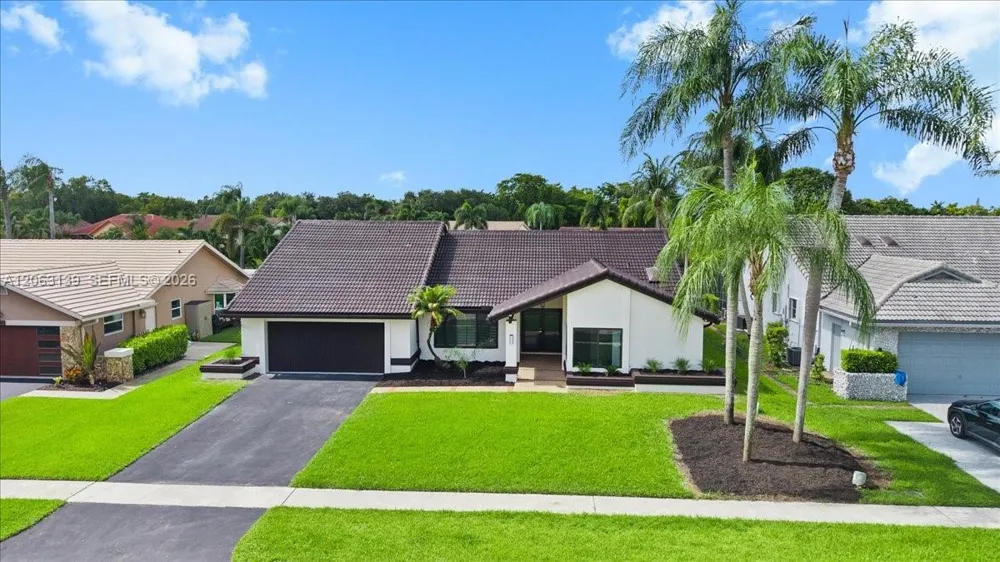 9272 NW 18th St Plantation, FL 33322