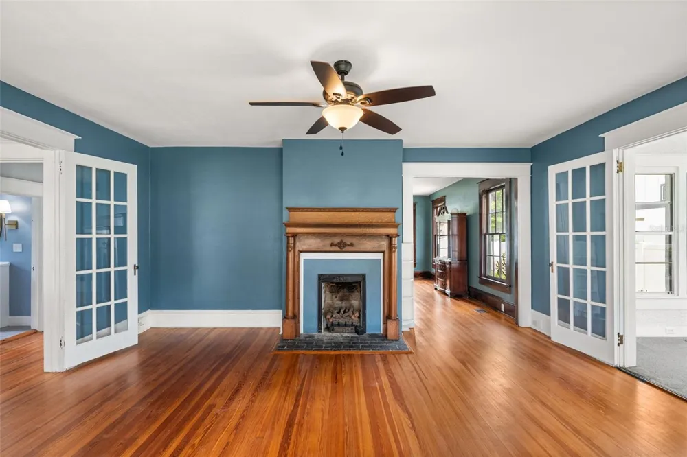 2101 SANFORD AVENUE Sanford, FL 32771