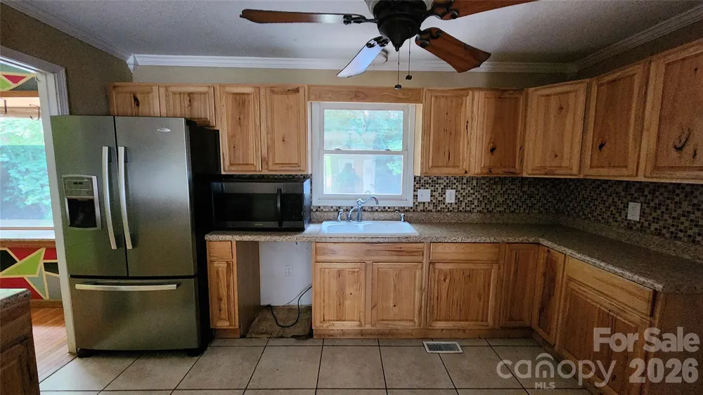 2020 Ada Williams Lane Lenoir, NC 28645