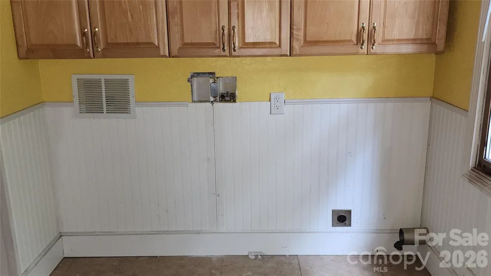 2020 Ada Williams Lane Lenoir, NC 28645