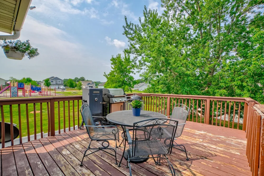 25714 9th Street W Zimmerman, MN 55398