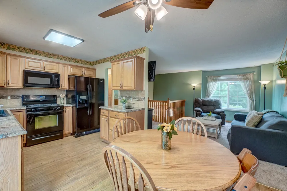 25714 9th Street W Zimmerman, MN 55398