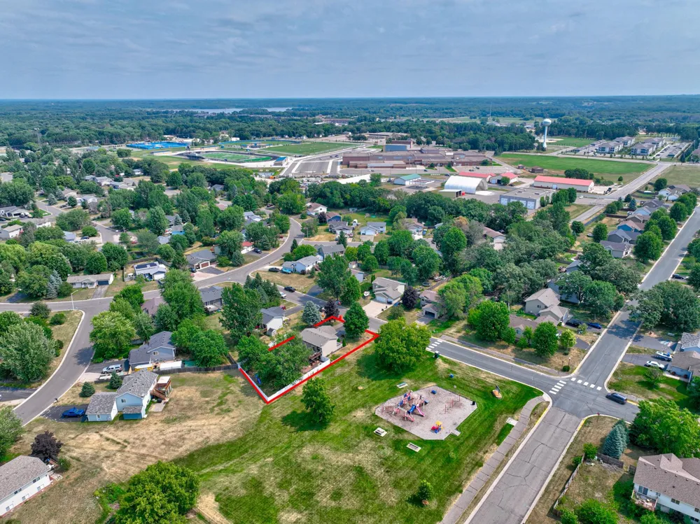 25714 9th Street W Zimmerman, MN 55398
