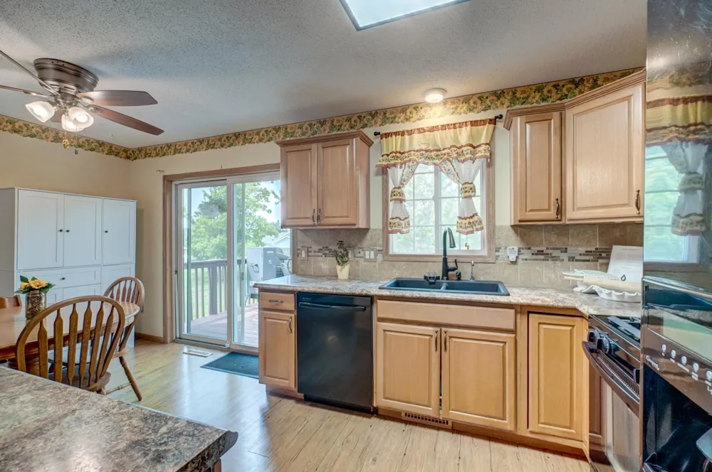 25714 9th Street W Zimmerman, MN 55398