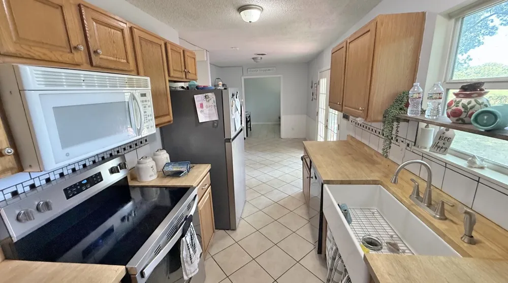 1518 80th Street NW Grove, OK 74344