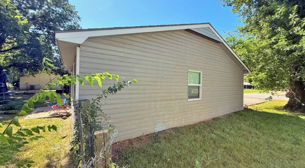 1518 80th Street NW Grove, OK 74344