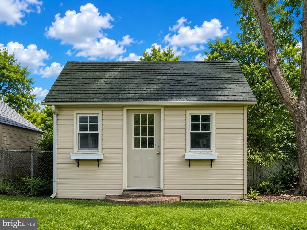 1014 STONE AVENUE Waldorf, MD 20602
