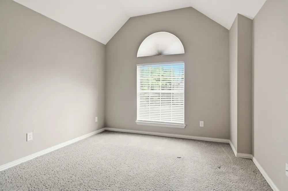 94 Bremen Drive Hurst, TX 76054