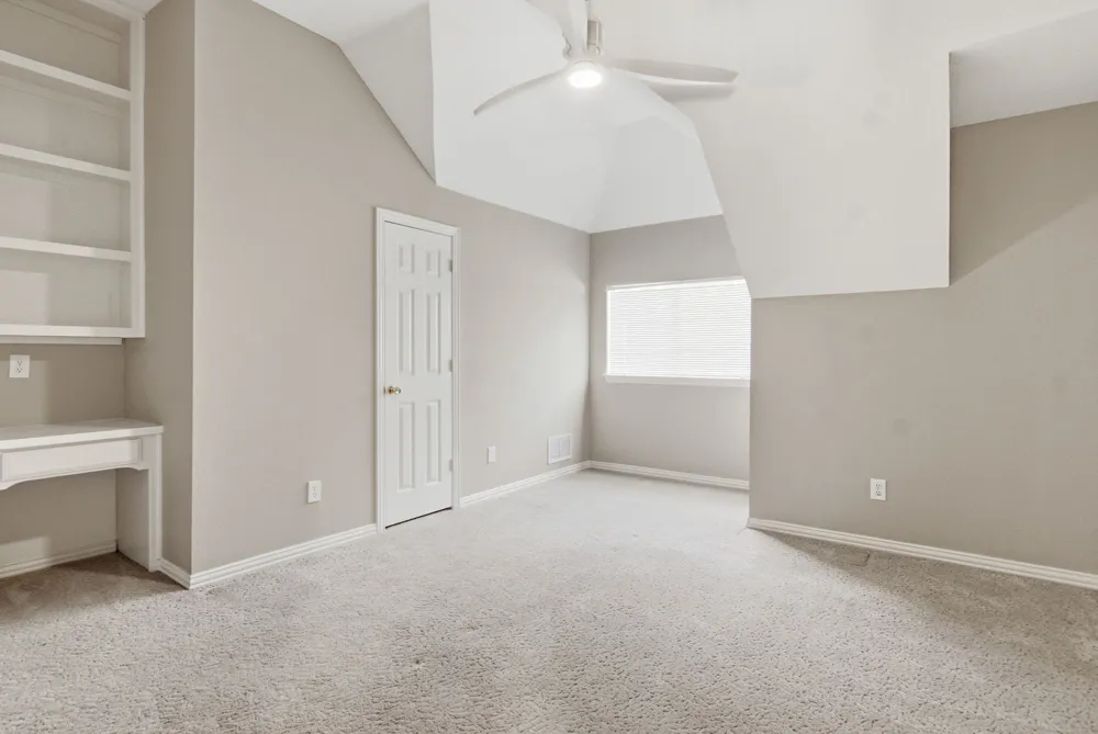 94 Bremen Drive Hurst, TX 76054
