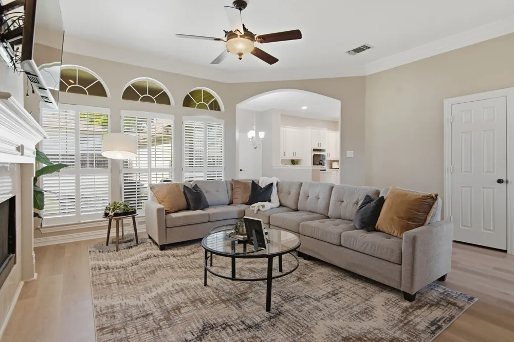 94 Bremen Drive Hurst, TX 76054