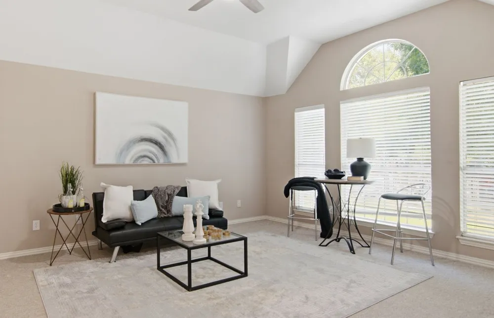 94 Bremen Drive Hurst, TX 76054