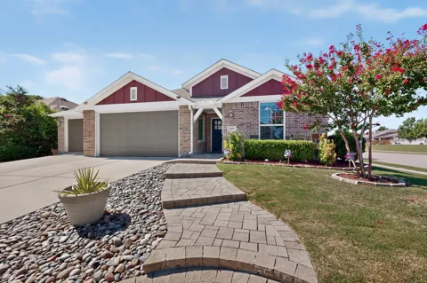 1021 Acacia Drive