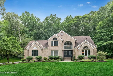 15 Crescent Ridge Road