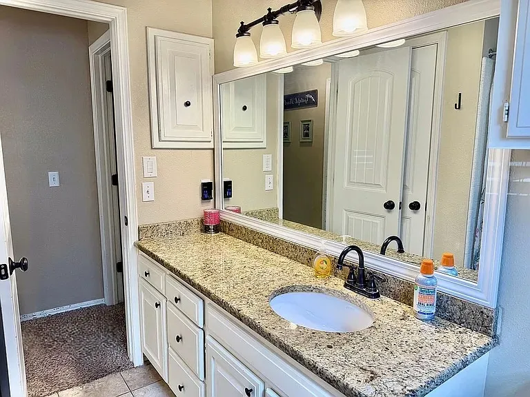 412 Beaumont Court Cleveland, OK 74020
