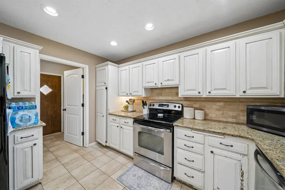 412 Beaumont Court Cleveland, OK 74020