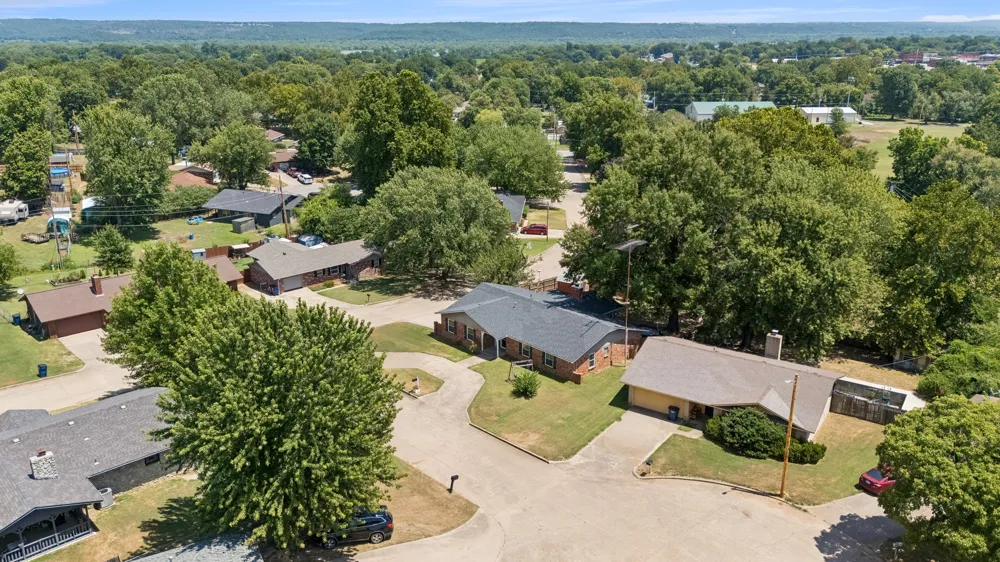 412 Beaumont Court Cleveland, OK 74020
