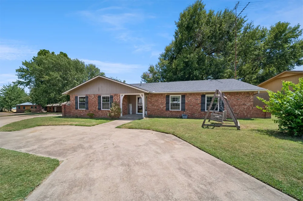 412 Beaumont Court Cleveland, OK 74020