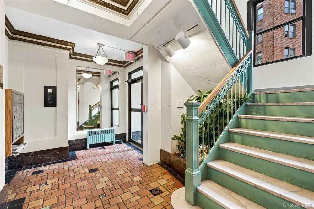 11 Alden Road #5L Larchmont, NY 10538