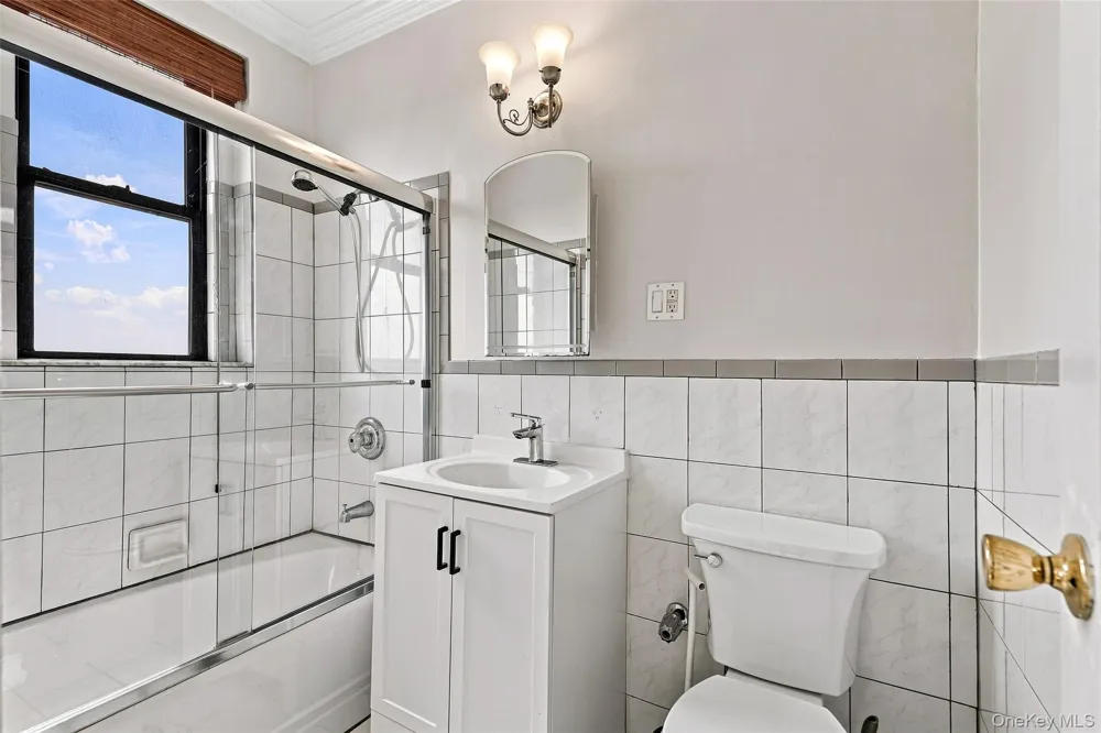 11 Alden Road #5L Larchmont, NY 10538