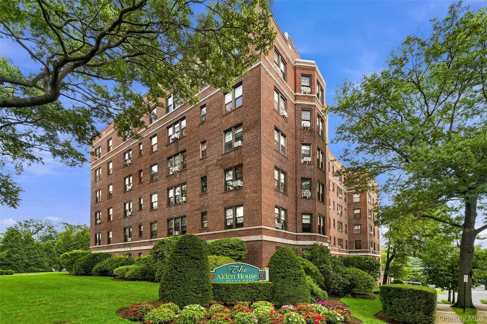 11 Alden Road #5L Larchmont, NY 10538