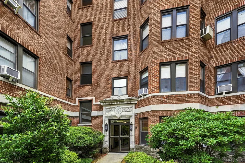 11 Alden Road #5L Larchmont, NY 10538