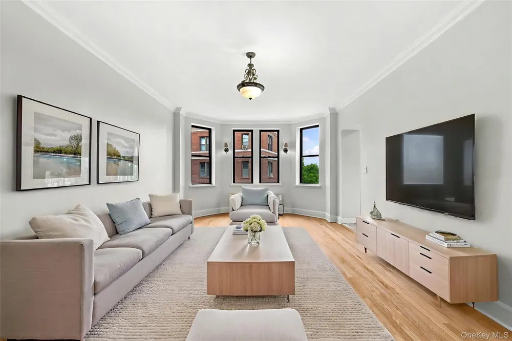 11 Alden Road #5L Larchmont, NY 10538