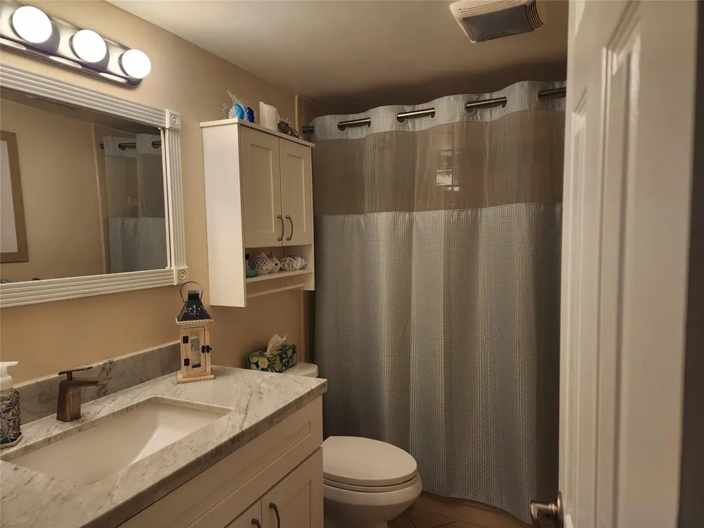 321 SE 3rd Street #302 Dania Beach, FL 33004