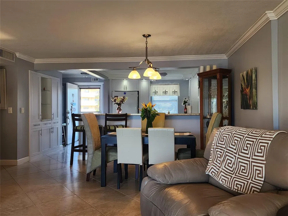321 SE 3rd Street #302 Dania Beach, FL 33004