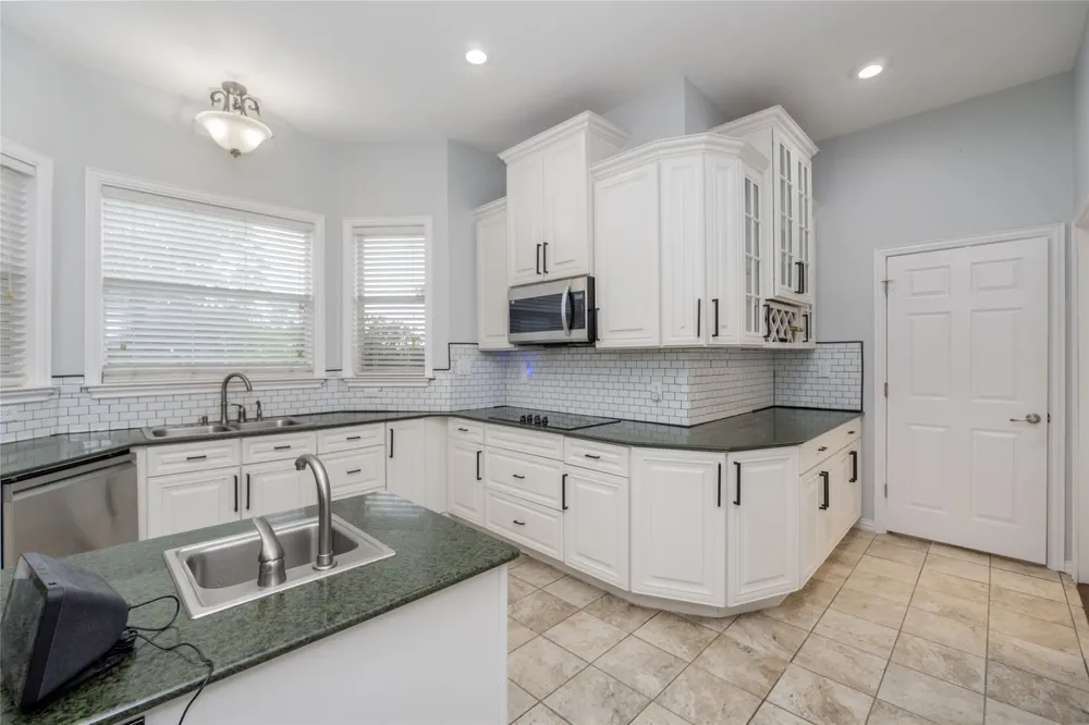 135 Kirkpatrick Road Ennis, TX 75119