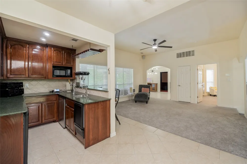 135 Kirkpatrick Road Ennis, TX 75119