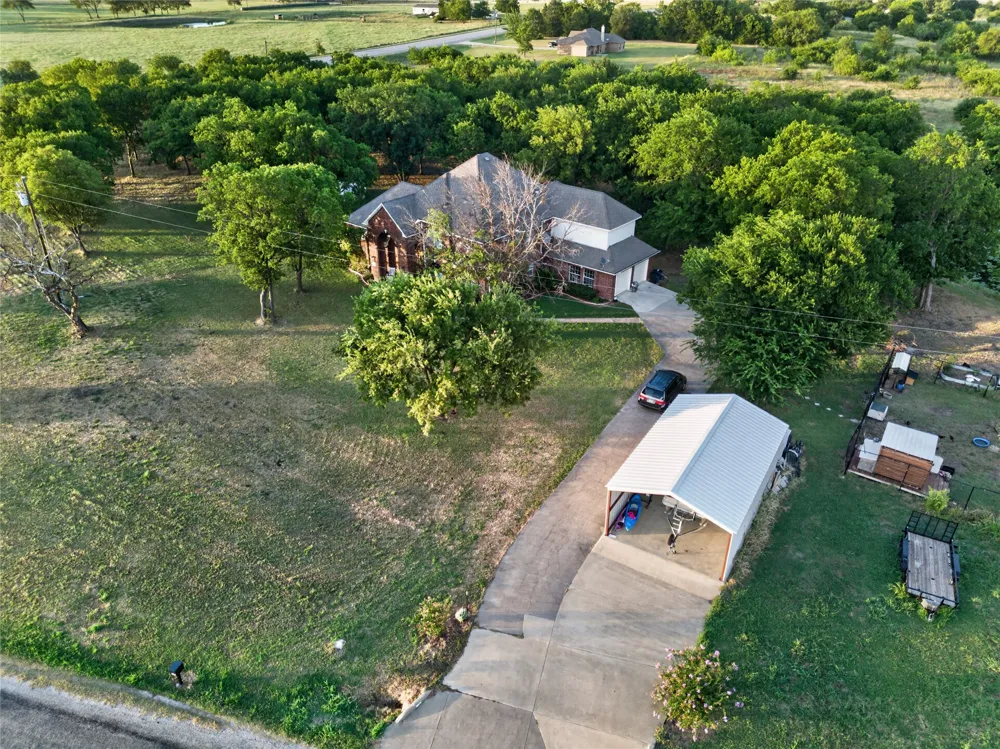 135 Kirkpatrick Road Ennis, TX 75119