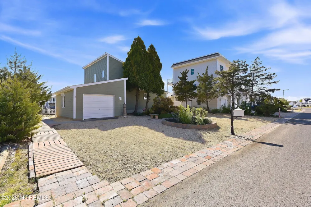 40 Kentucky Drive Little Egg Harbor, NJ 08087