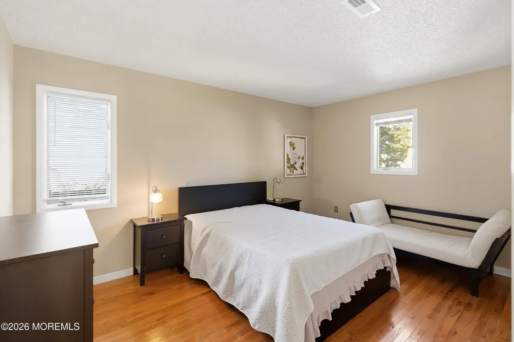 40 Kentucky Drive Little Egg Harbor, NJ 08087