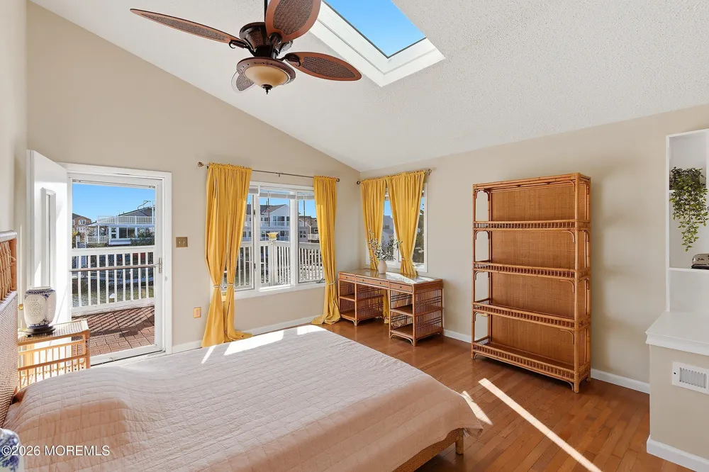 40 Kentucky Drive Little Egg Harbor, NJ 08087