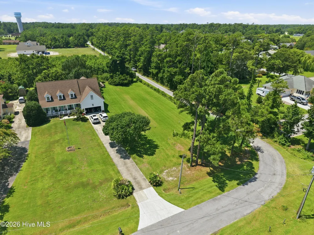 1513 Scotts Landing Morehead City, NC 28557