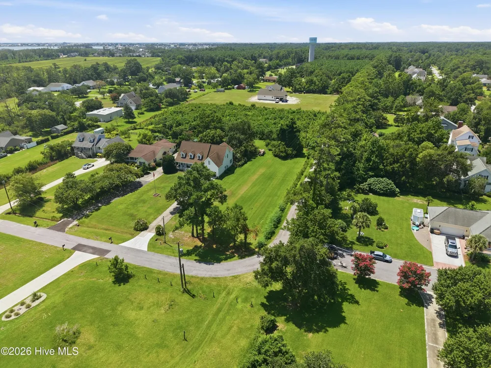 1513 Scotts Landing Morehead City, NC 28557