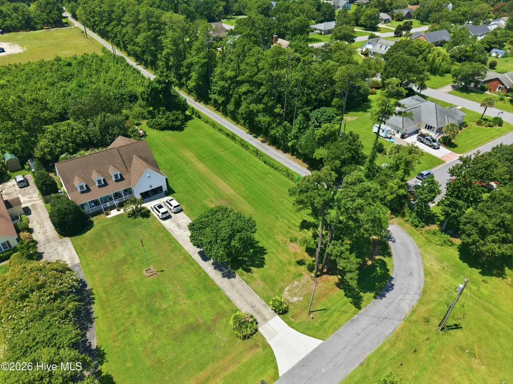 1513 Scotts Landing Morehead City, NC 28557