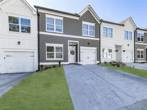 24 Rim Drive