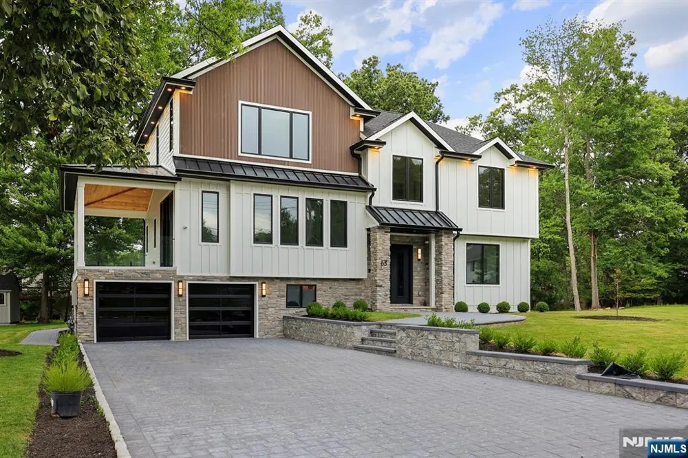 63 Billingsley Drive Livingston, NJ 07039