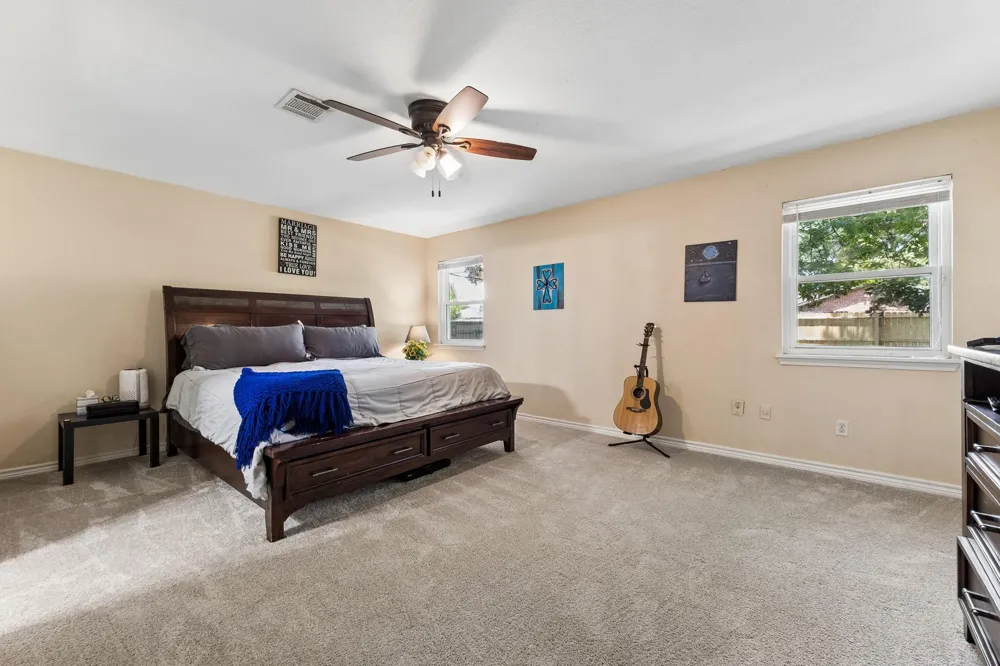 425 S Brownell Street La Porte, TX 77571