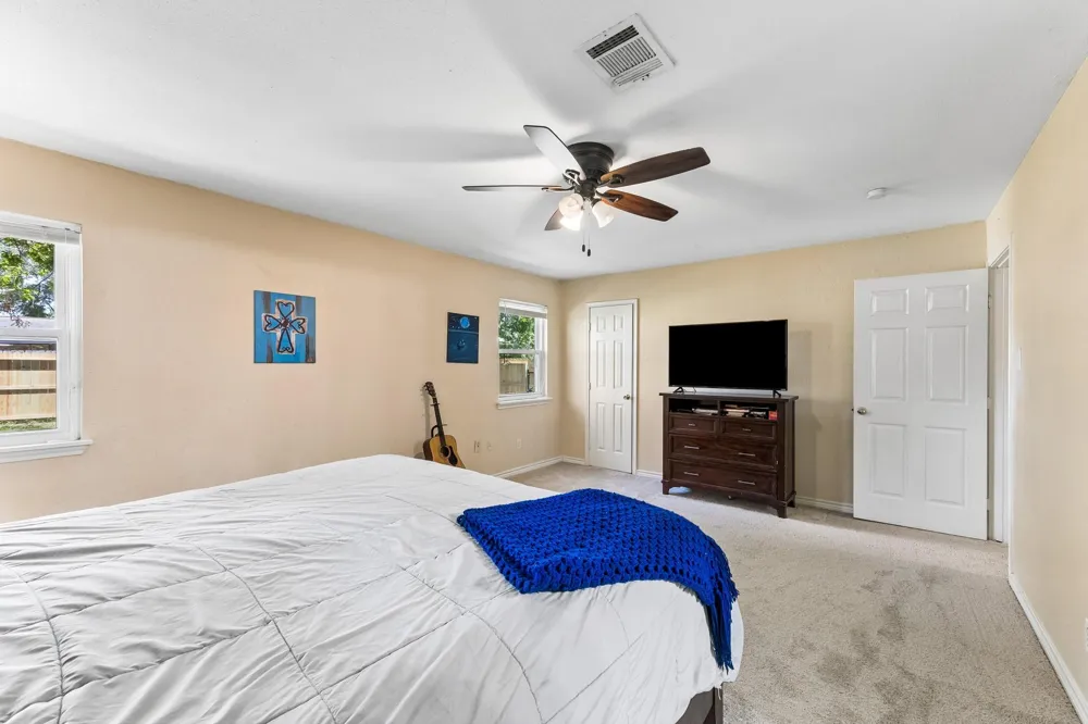 425 S Brownell Street La Porte, TX 77571