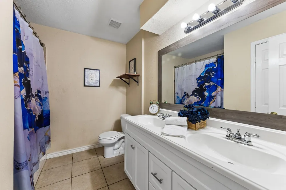 425 S Brownell Street La Porte, TX 77571