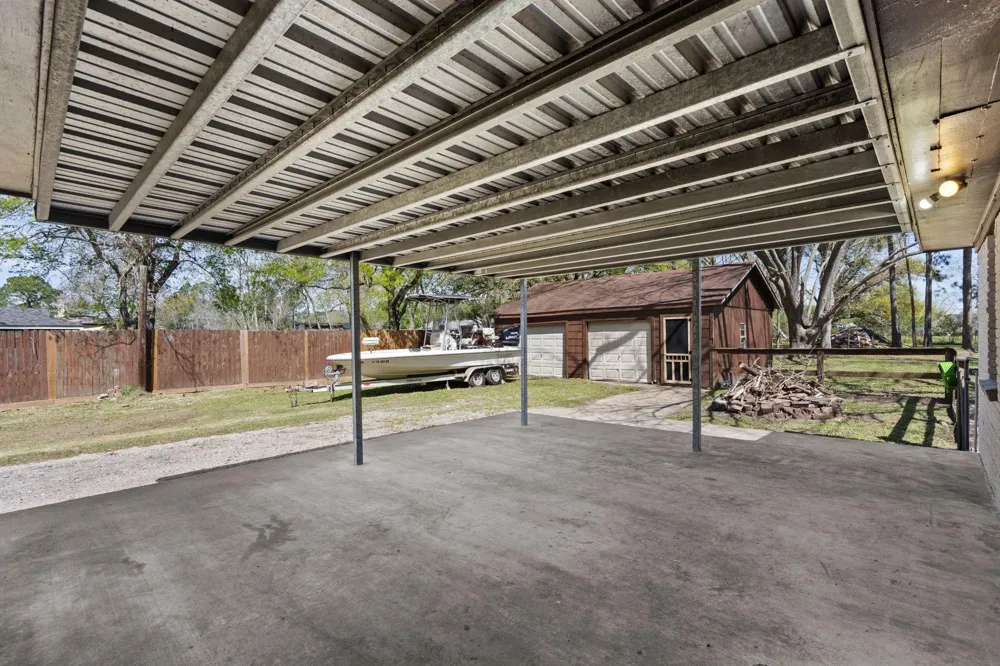 7117 Avenue D Santa Fe, TX 77510