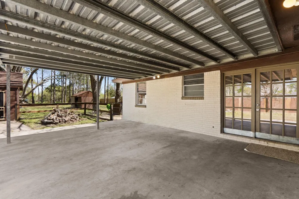7117 Avenue D Santa Fe, TX 77510