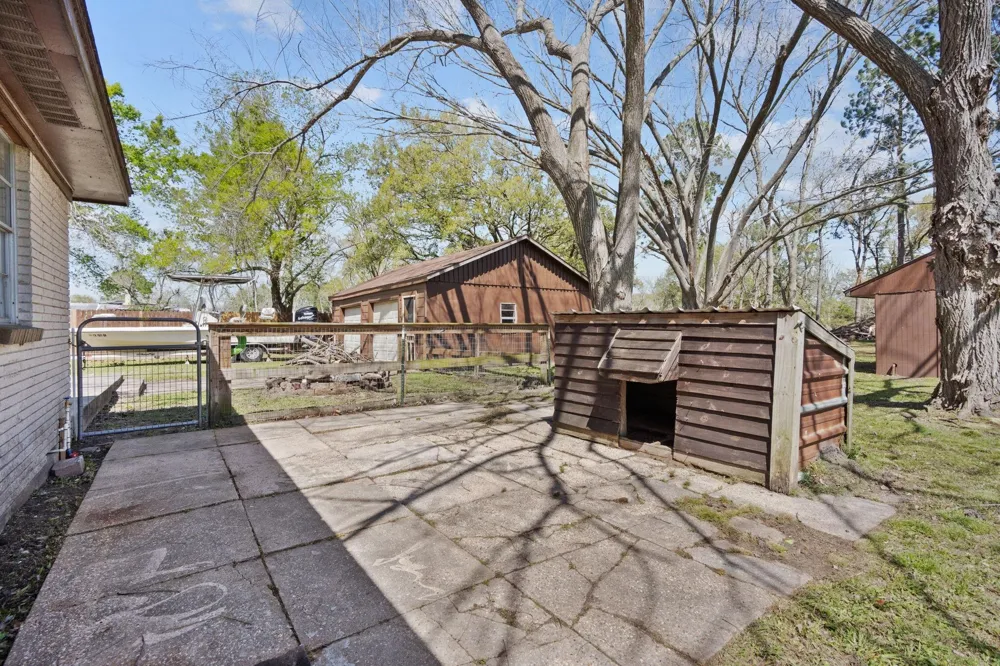 7117 Avenue D Santa Fe, TX 77510